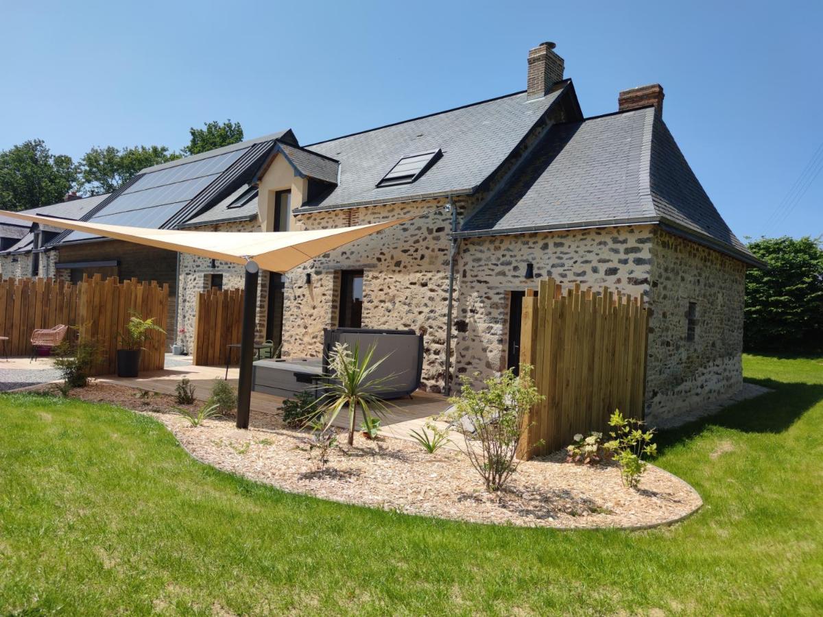 La Douce Halte - Gites Avec Spa Ou Sauna Saint-Ouen-Des-Toits Exterior photo